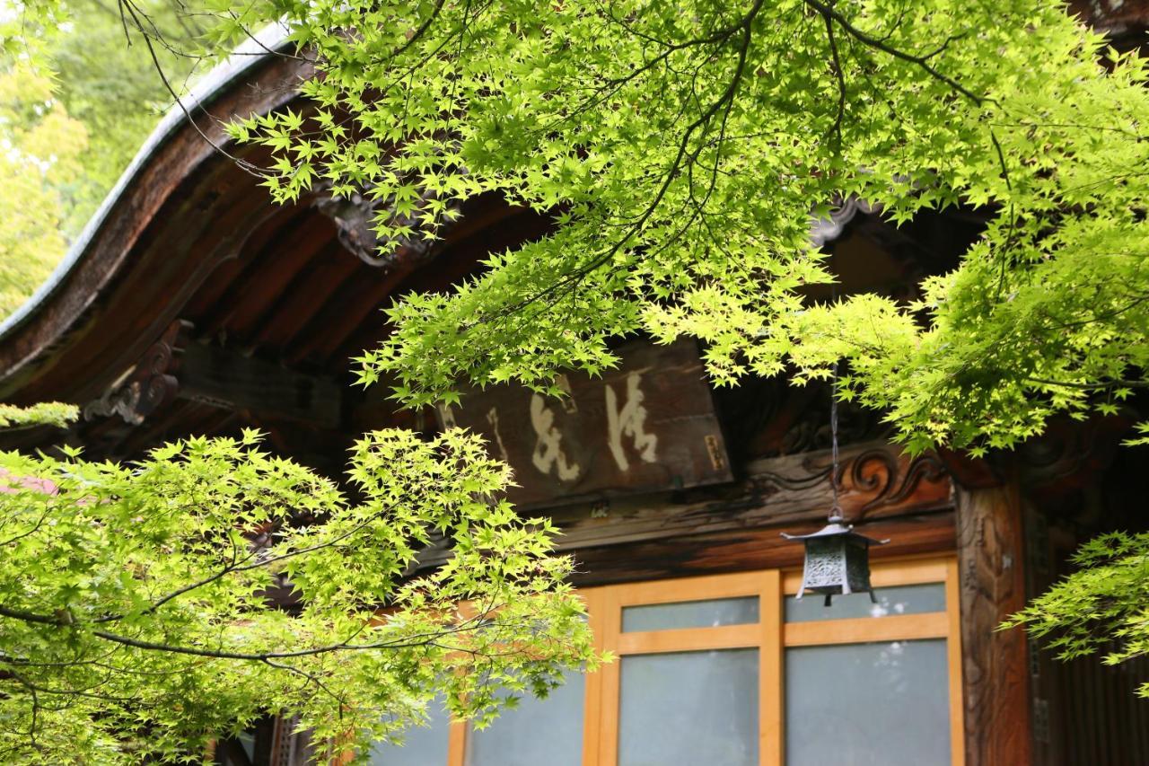 Yorozuya Hotel Yamanouchi  Exterior photo