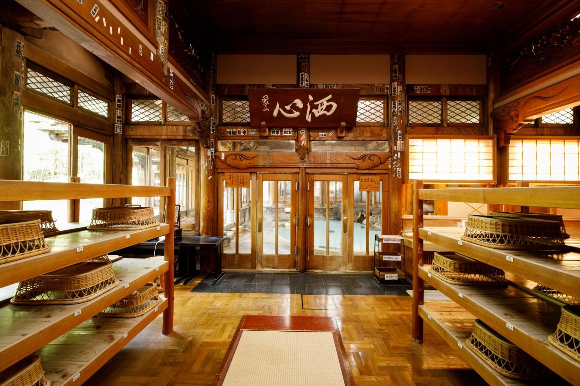 Yorozuya Hotel Yamanouchi  Exterior photo