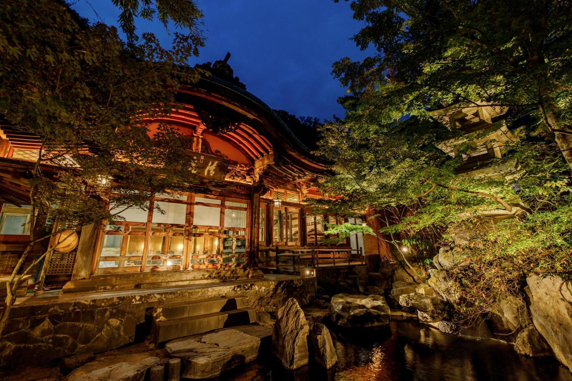 Yorozuya Hotel Yamanouchi  Exterior photo